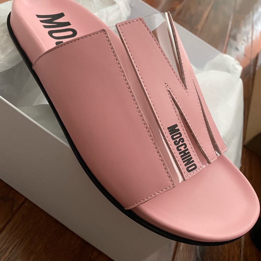 Moschino Slides